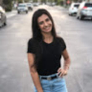 Meet your Posher, Danielle